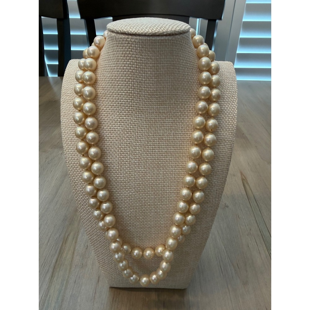 Vintage Mid-Century Vendome Double-Strand Faux Pearl Choker Floral Clasp
